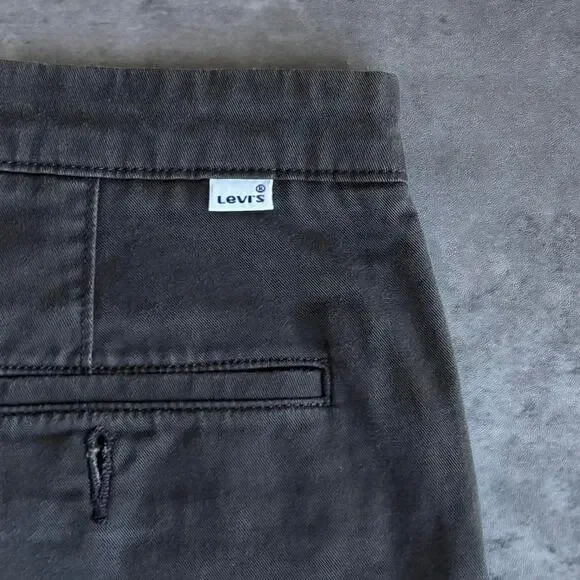 Levi’s Wolf Grey Essential Skater Streetwear Grunge Casual Chino Pants - Picture 3 of 4